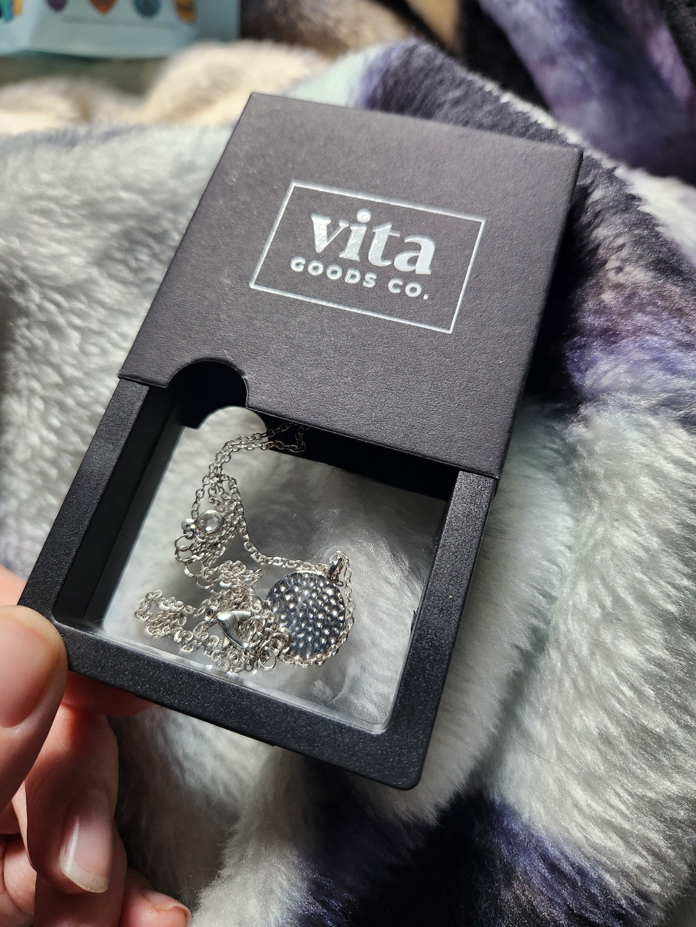 Silver Pendant Vita Necklace